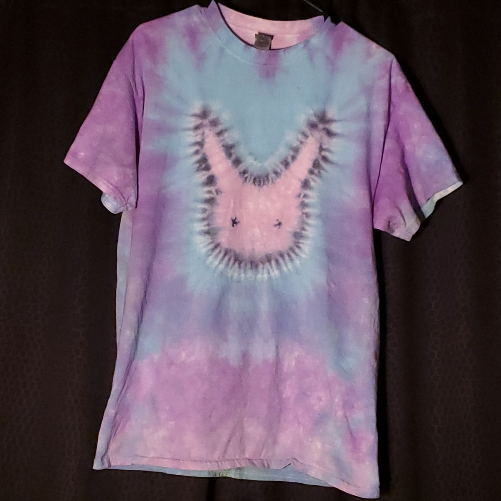 Tie dye bunny tee